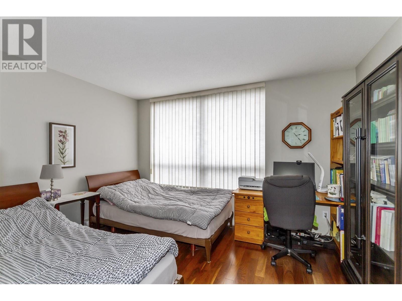2003 2979 Glen Drive, Coquitlam, British Columbia  V3B 0B2 - Photo 16 - R2976407