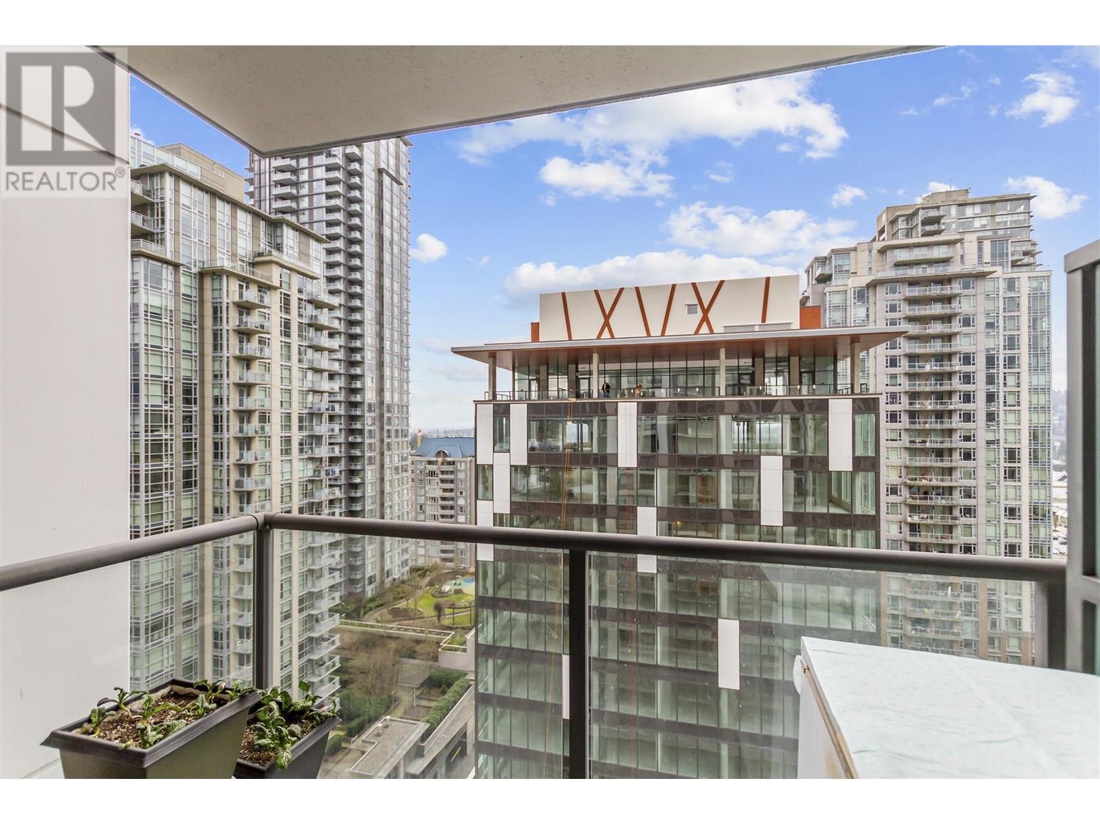 2003 2979 Glen Drive, Coquitlam, British Columbia  V3B 0B2 - Photo 13 - R2976407