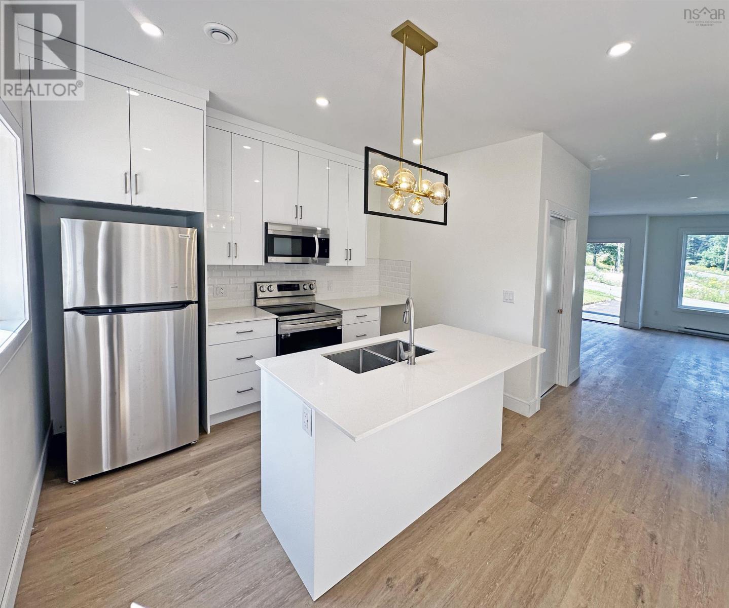 55 Heckman Avenue, Bridgewater, Nova Scotia  B4V 2H2 - Photo 5 - 202410408