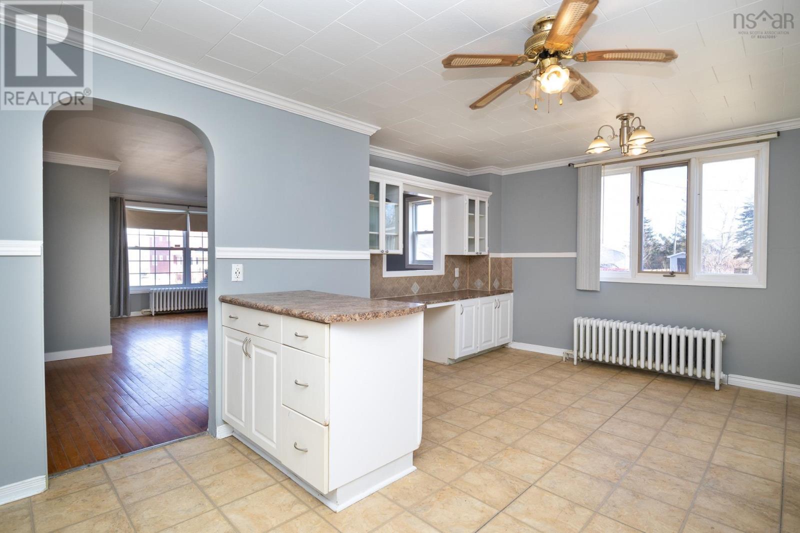 231 Brookside Street, Glace Bay, Nova Scotia  B1A 1L7 - Photo 11 - 202504616