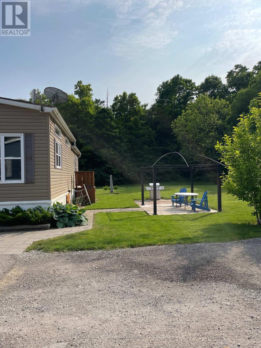 19 Cedar St. - 4449 Milburough Line, Burlington, Ontario  L7P 0C5 - Photo 3 - W11963235