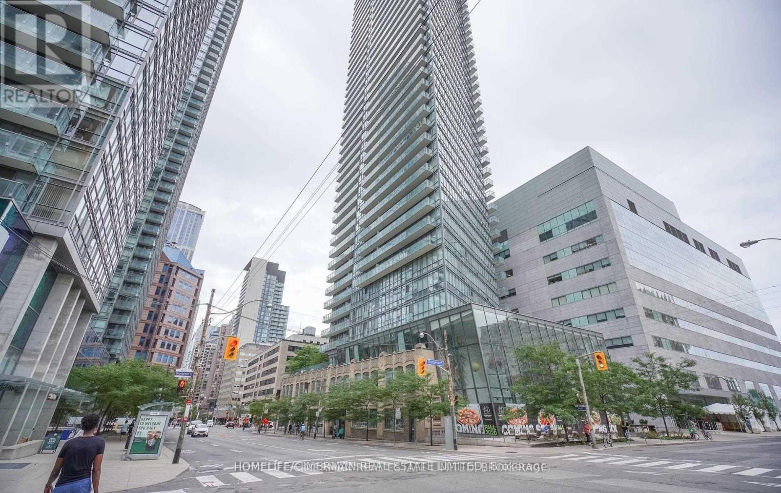 2610 - 832 BAY STREET, Toronto, Ontario