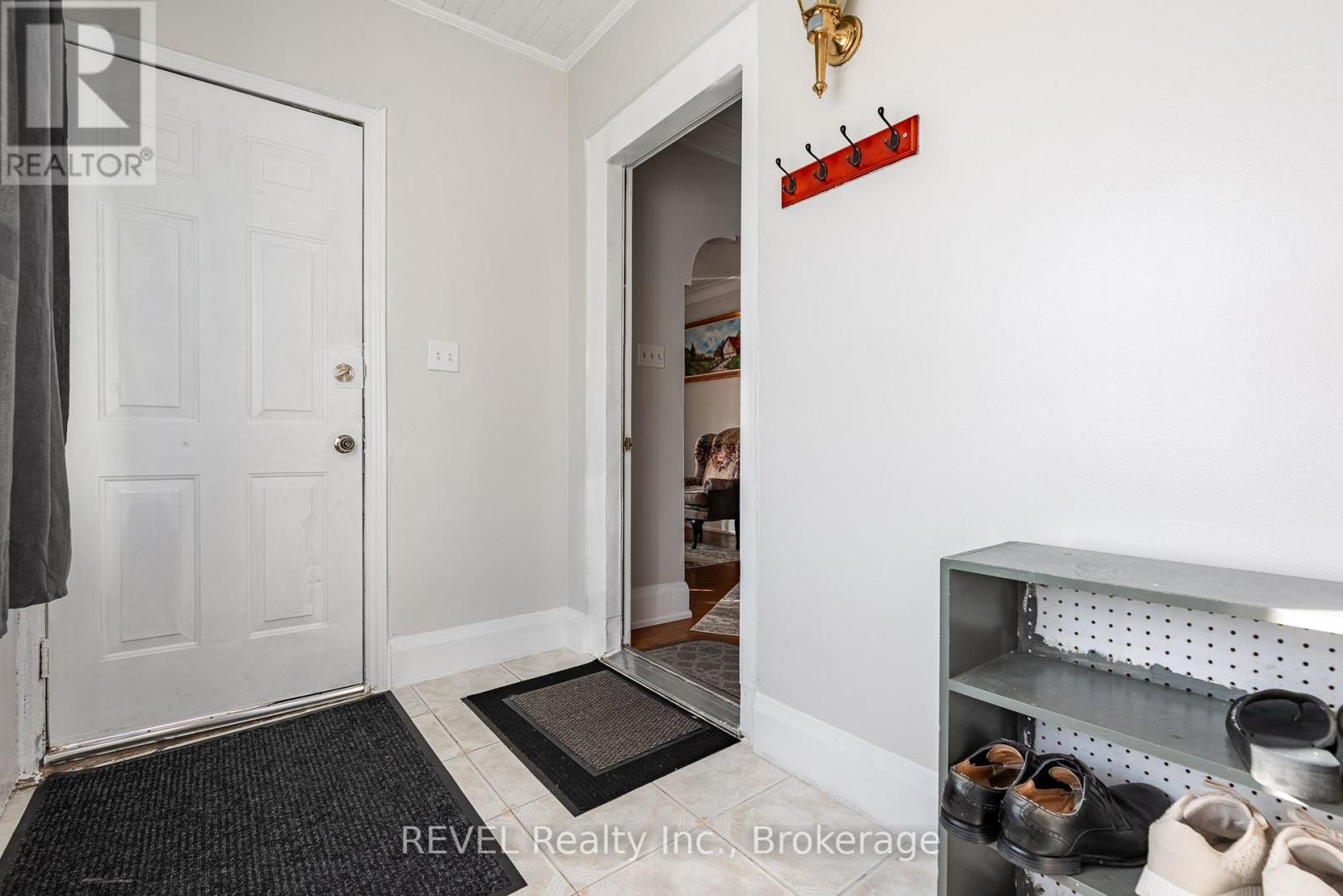 Property at 3 DELAWARE AVENUE image 4