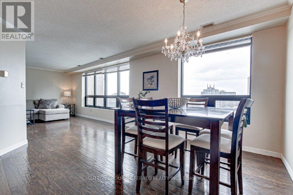 Photo 12 of 25 for 801 - 549 Ridout Street N