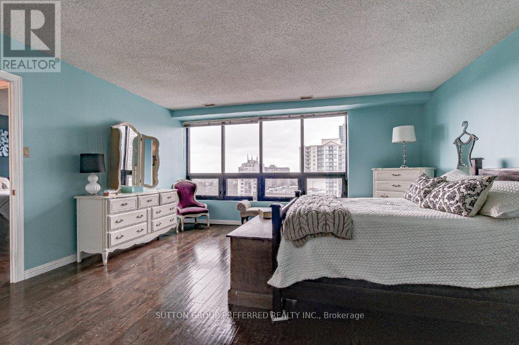 Photo 19 of 25 for 801 - 549 Ridout Street N