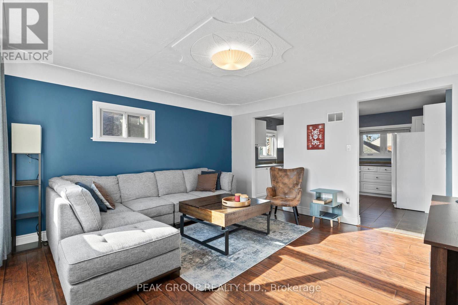 Property at 329 SCHOLFIELD AVENUE S image 5