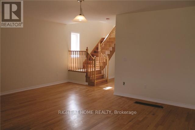 25 Sail Road, Brampton, Ontario  L7A 0G1 - Photo 3 - W12014063