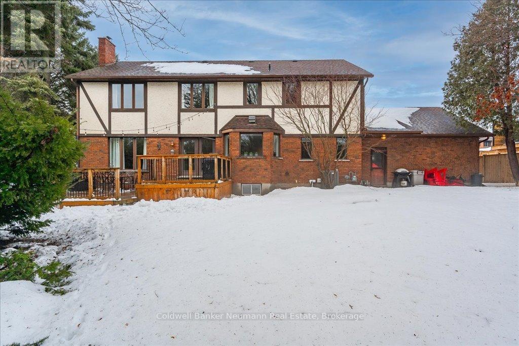 28 Valleyridge Trail, Guelph, Ontario  N1G 4B3 - Photo 40 - X12003785