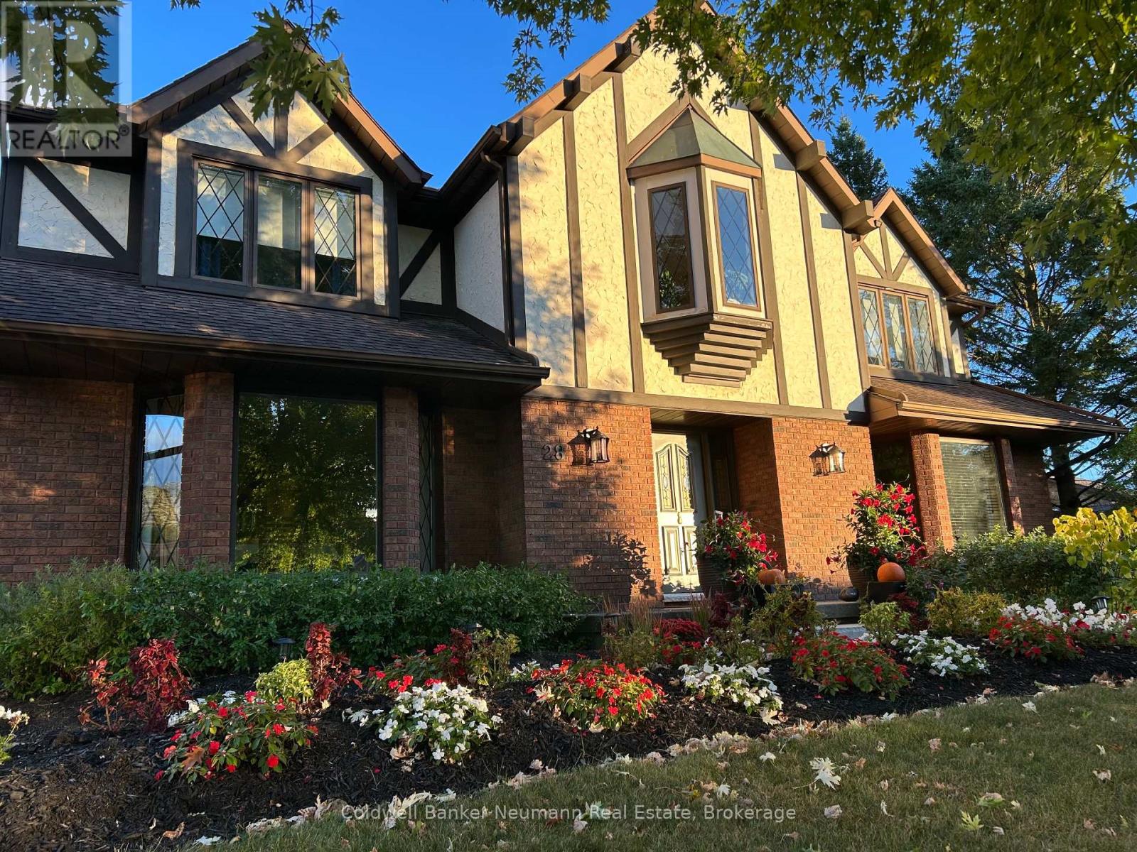 28 Valleyridge Trail, Guelph, Ontario  N1G 4B3 - Photo 44 - X12003785