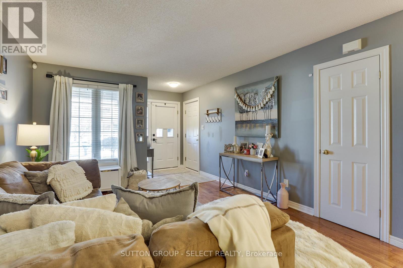 Photo 12 of 50 for 2203 Meadowgate Boulevard