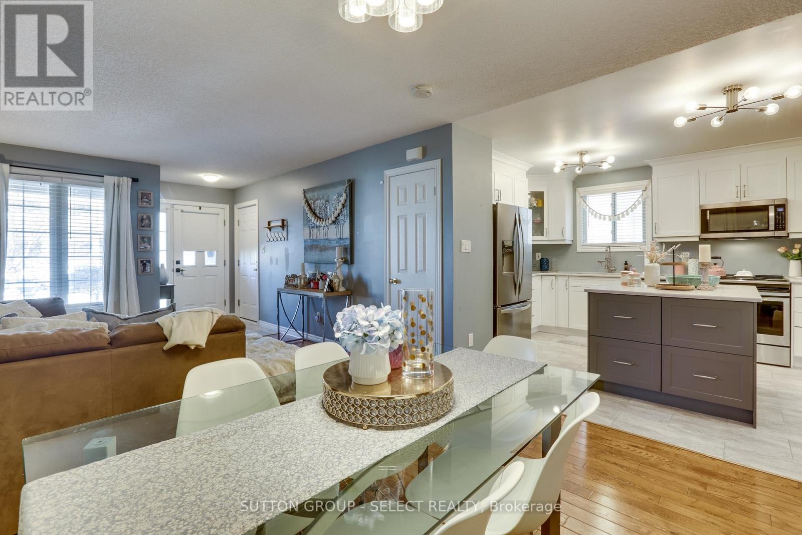 Photo 15 of 50 for 2203 Meadowgate Boulevard