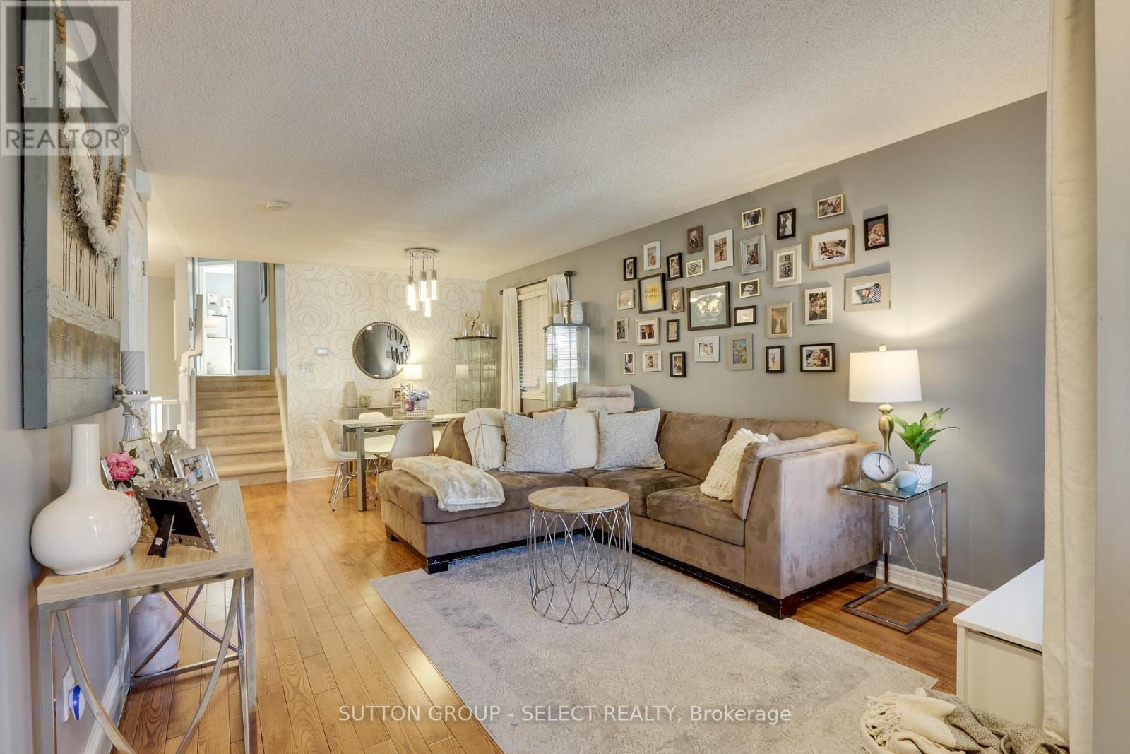 Photo 9 of 50 for 2203 Meadowgate Boulevard