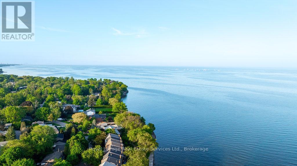 Property at 2086 LAKESHORE ROAD W image 1