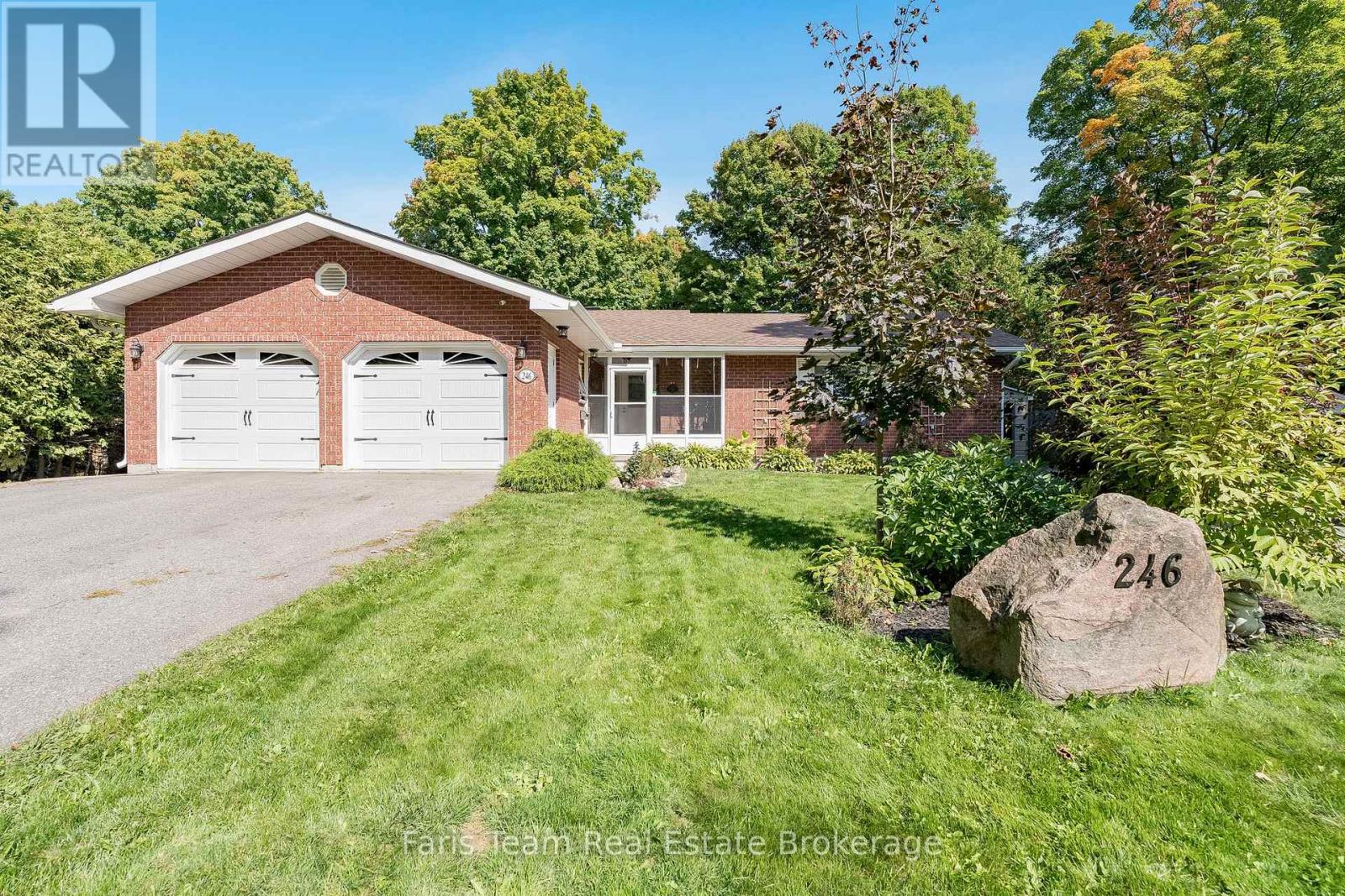 246 BELMORAL DRIVE, Orillia, Ontario