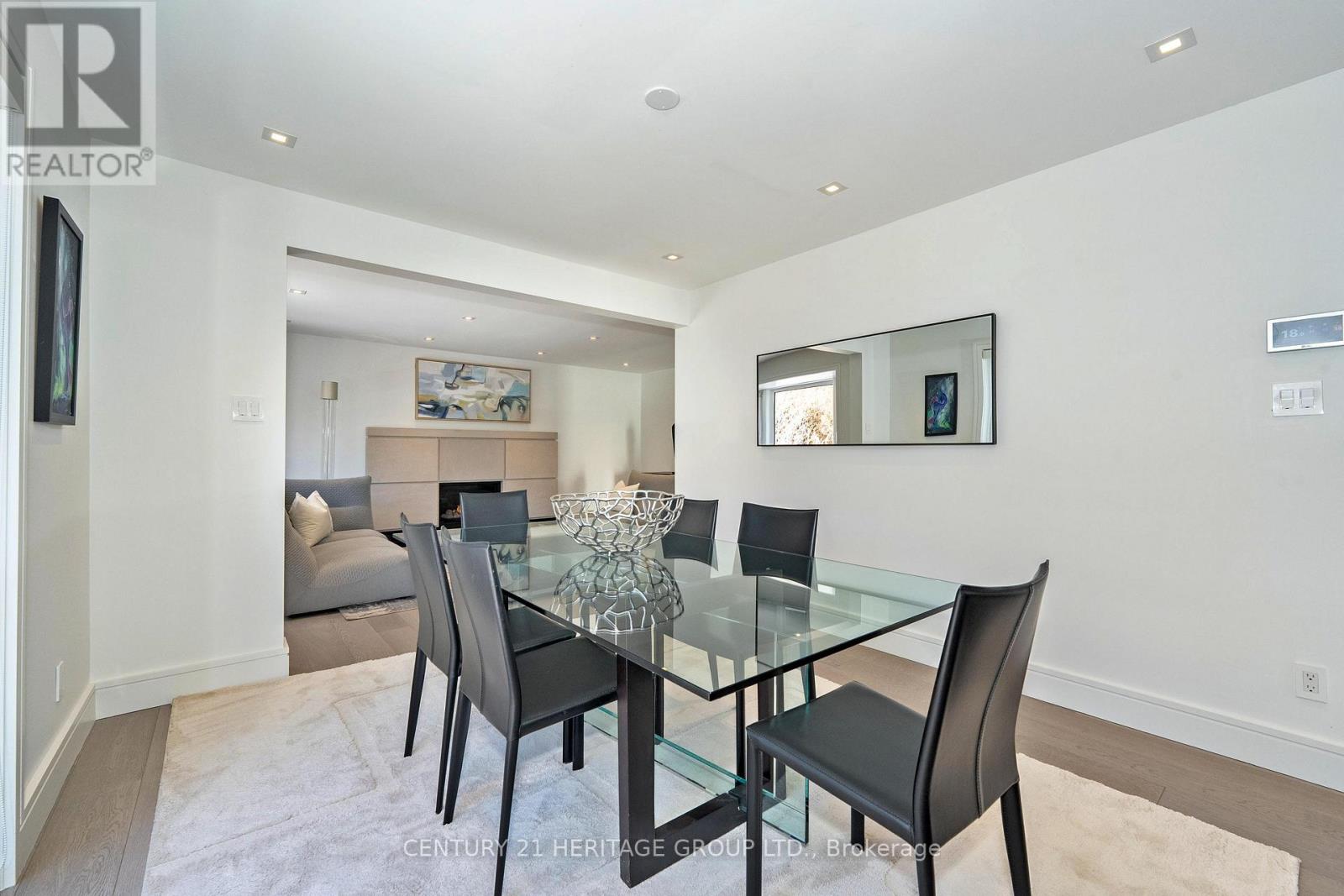 61 Foursome Crescent, Toronto, Ontario  M2P 1W4 - Photo 15 - C12014112