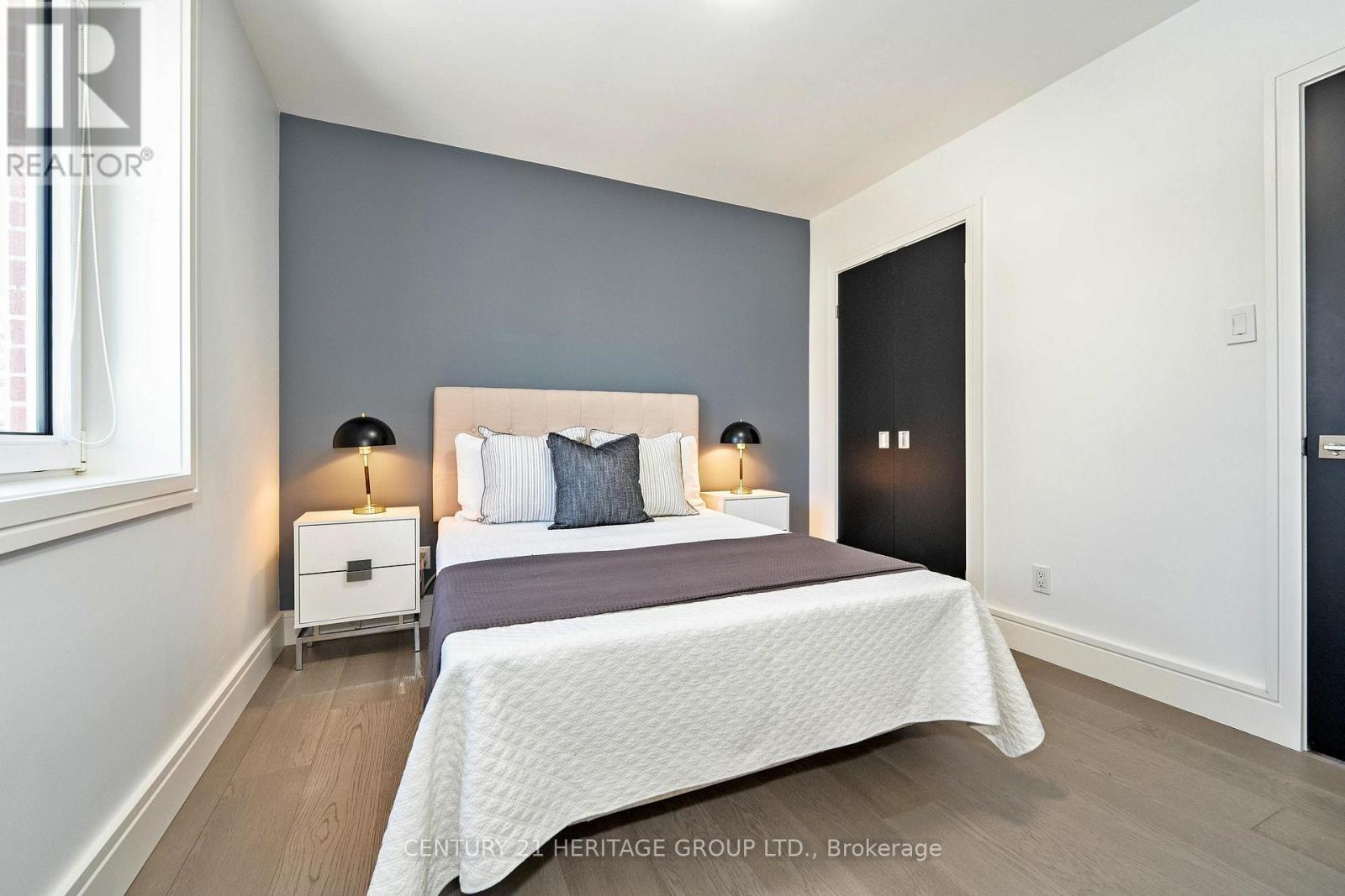 61 Foursome Crescent, Toronto, Ontario  M2P 1W4 - Photo 24 - C12014112