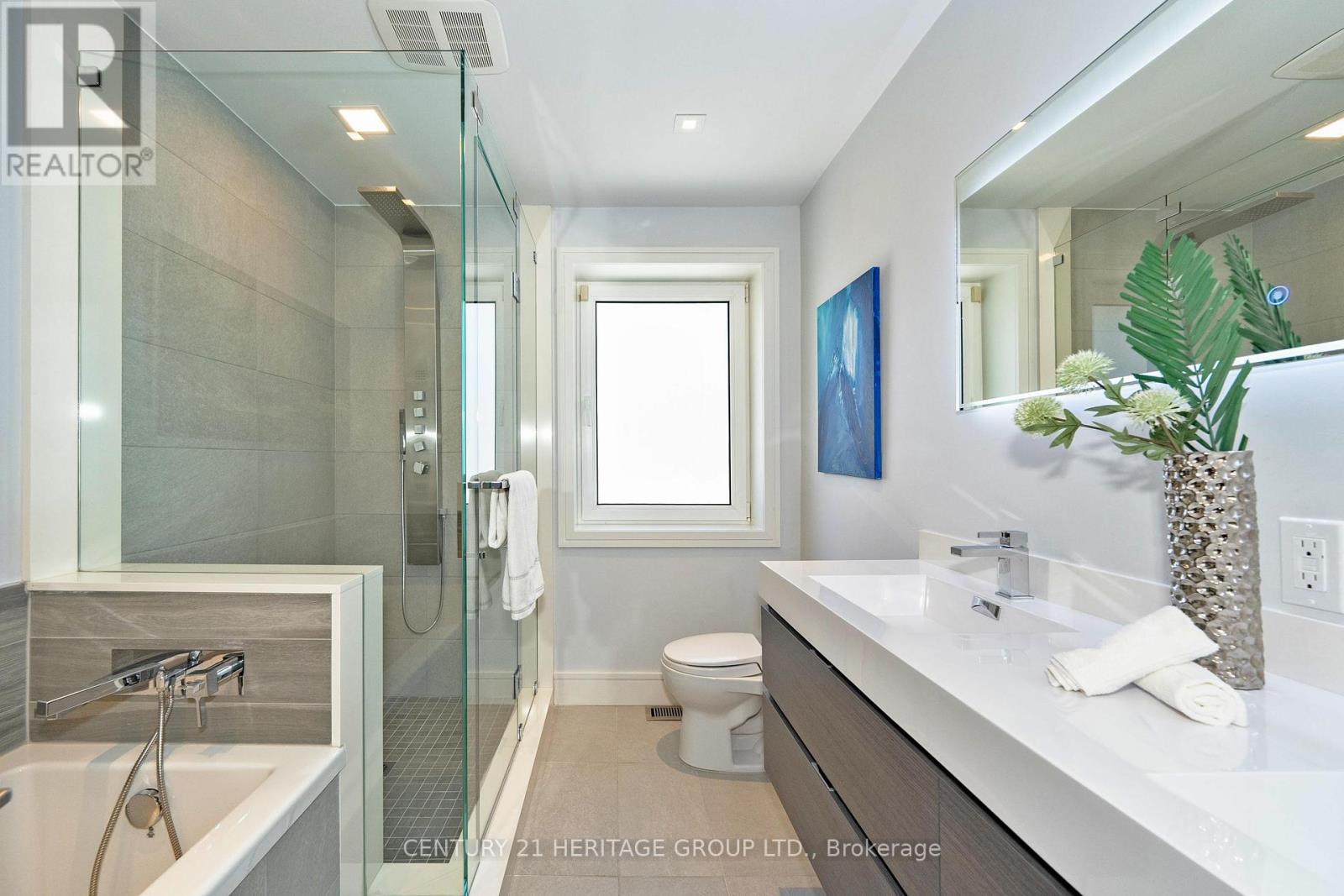 61 Foursome Crescent, Toronto, Ontario  M2P 1W4 - Photo 26 - C12014112