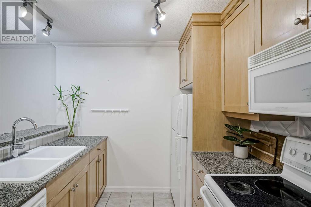 308, 4603 Varsity Drive Nw, Calgary, Alberta  T3A 2V7 - Photo 15 - A2195260