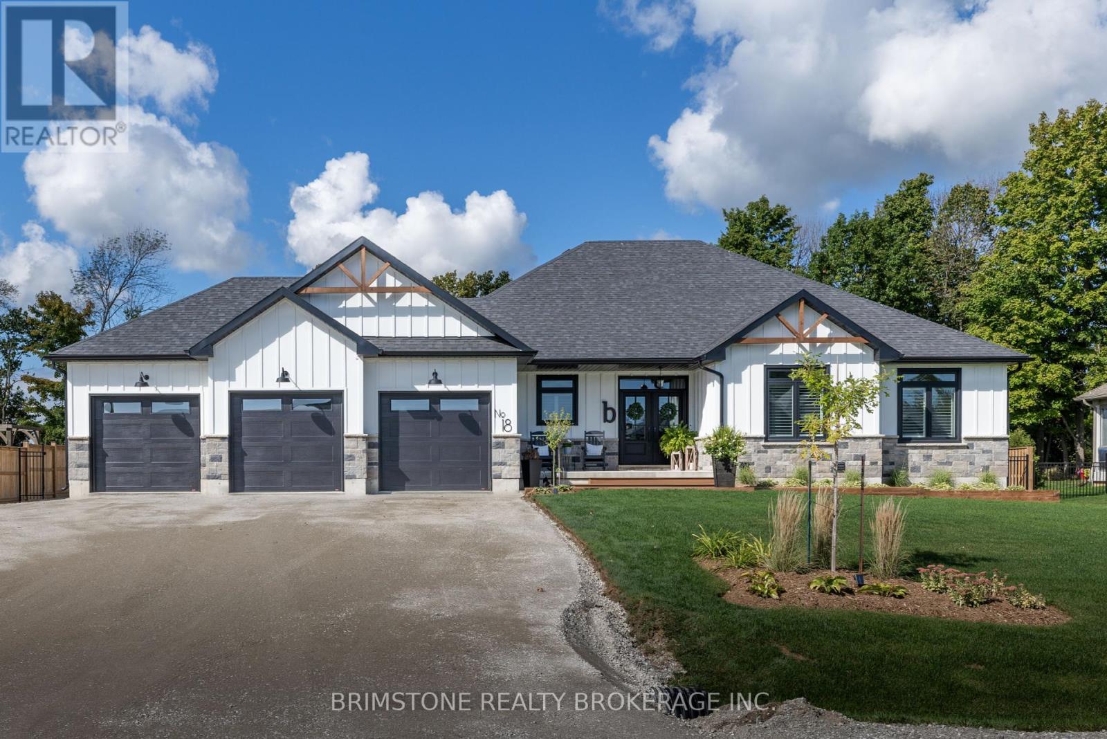 Property at 18 CHESLOCK CRESCENT image 1