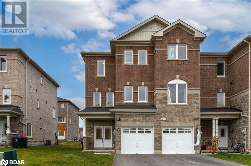 392 Centre Street, Angus, Ontario  L0M 1B4 - Photo 1 - 40705159