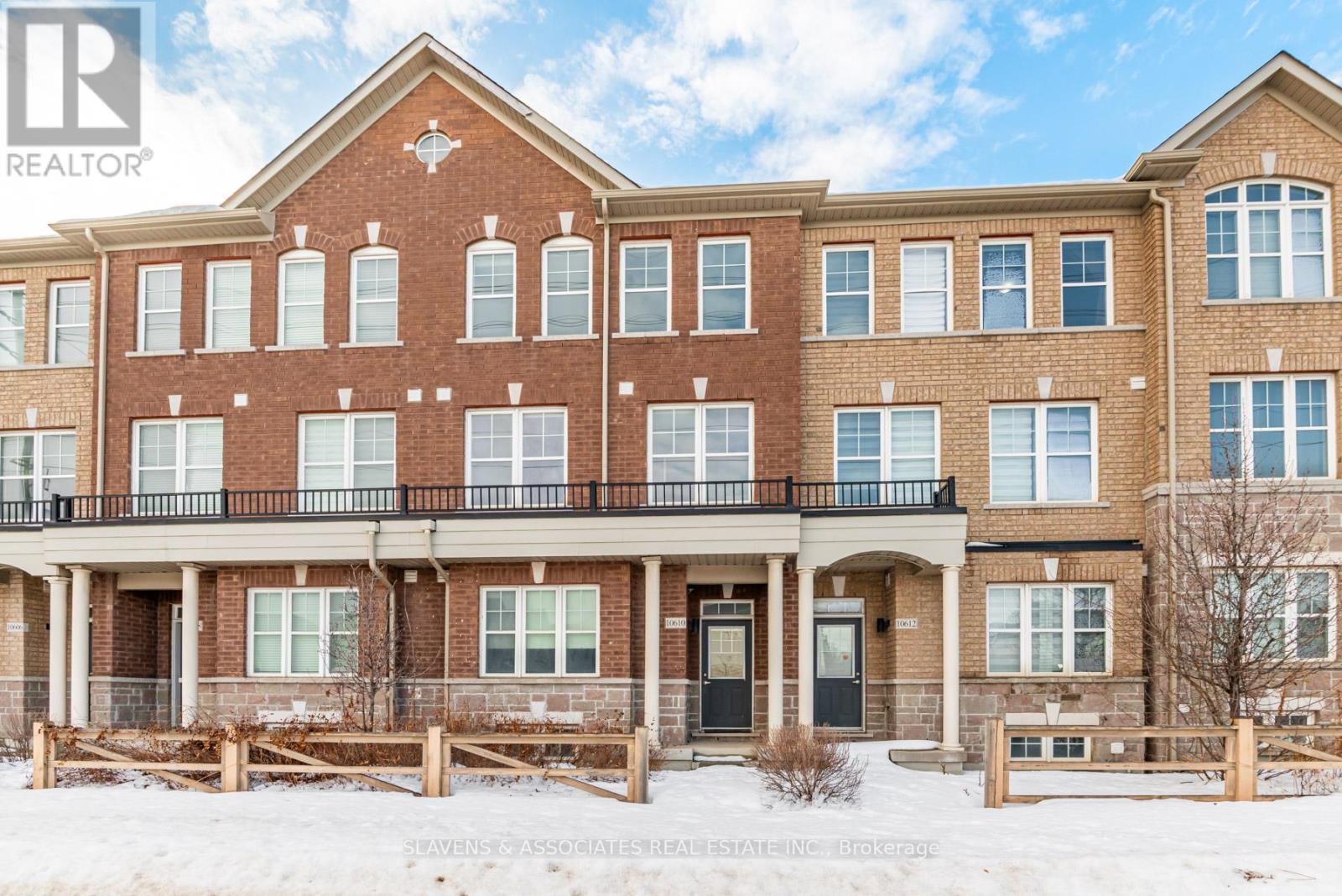 Property at 10610 BATHURST STREET image 1