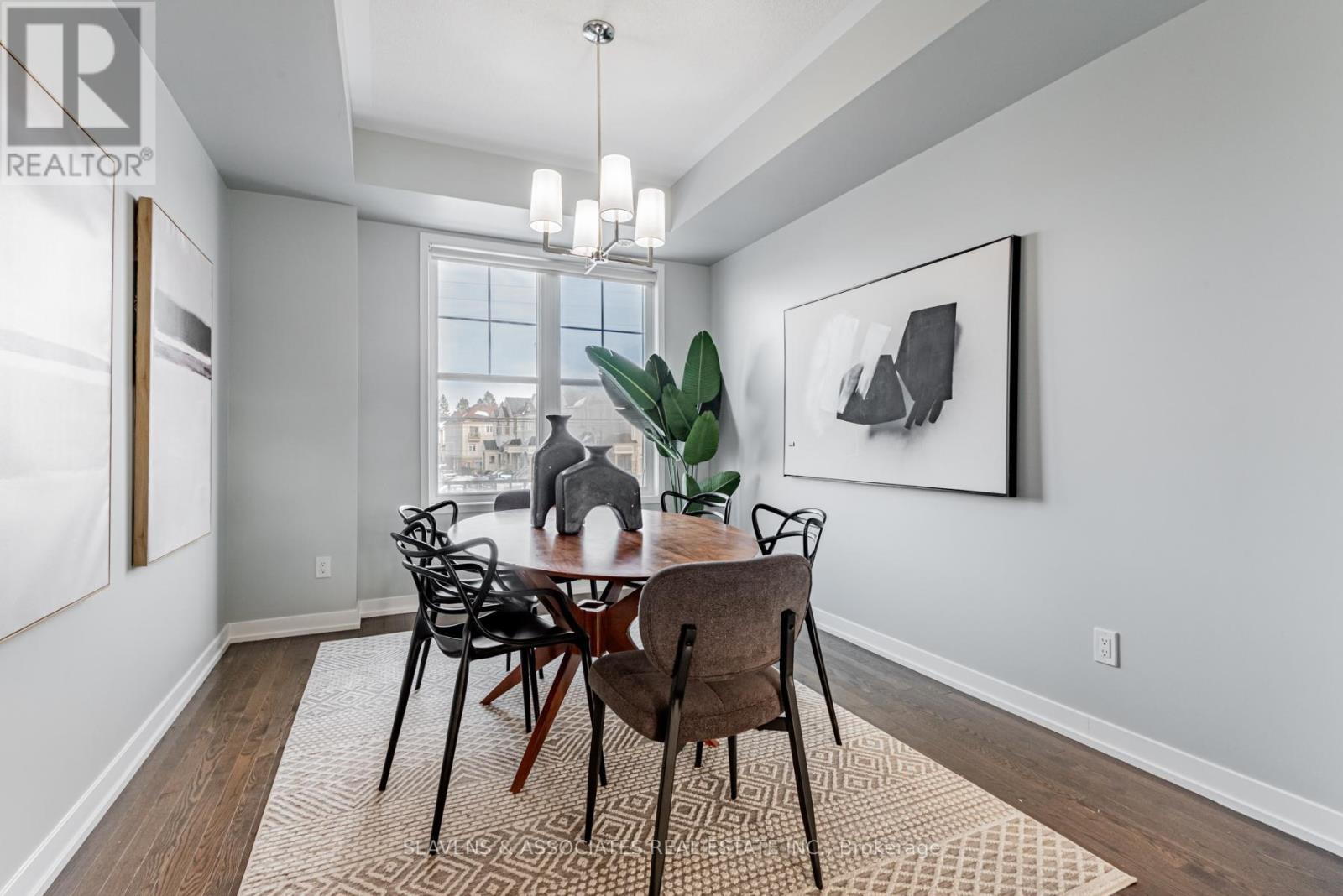 Property at 10610 BATHURST STREET image 4