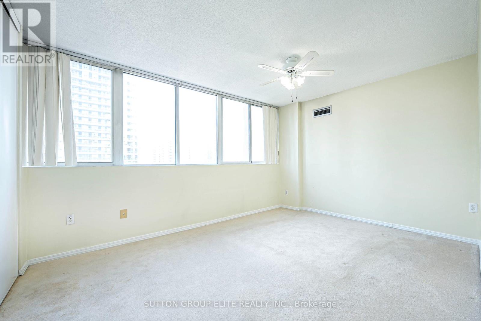 1203 - 3590 Kaneff Crescent, Mississauga, Ontario  L5A 3X3 - Photo 8 - W12014161