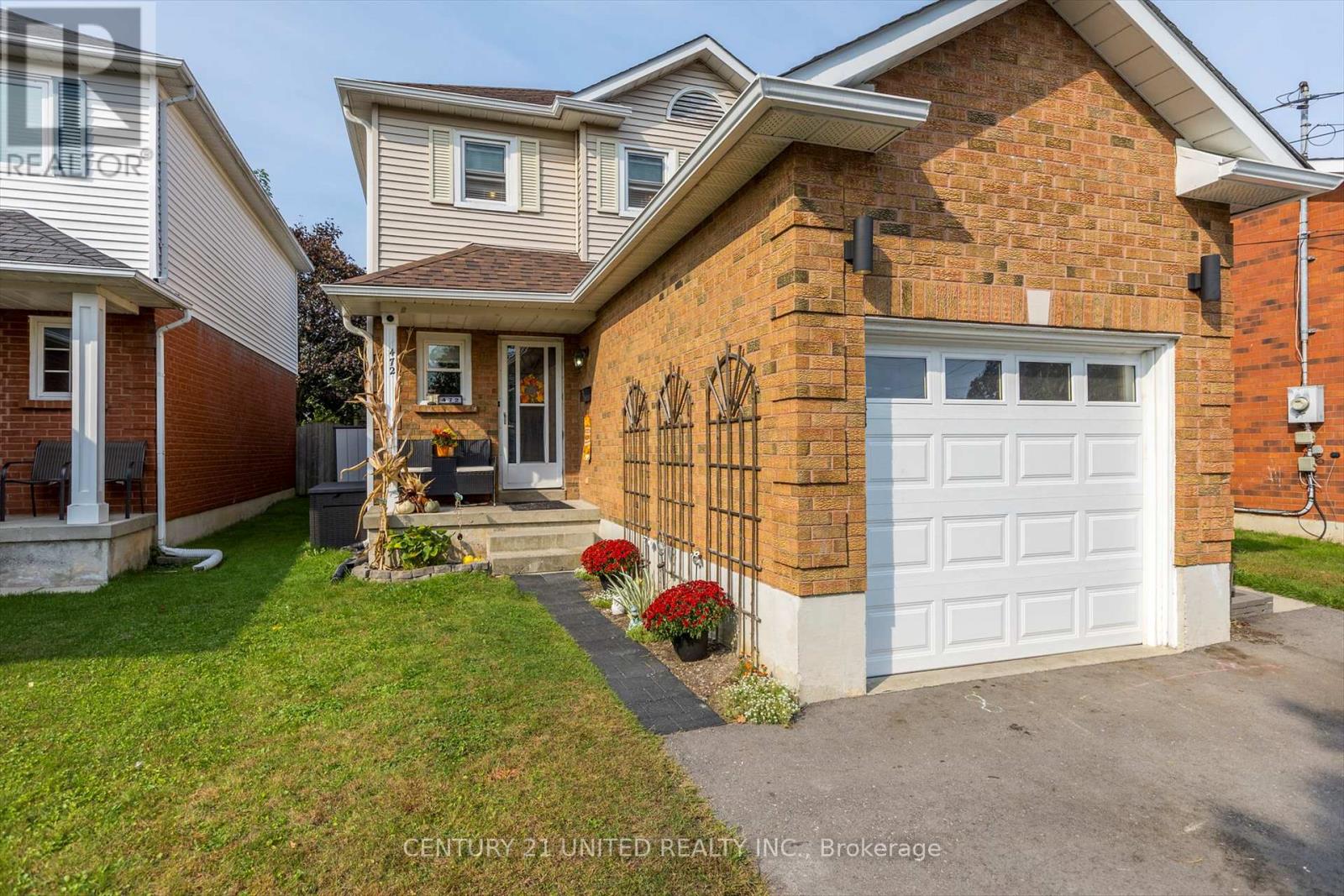 Property at 472 BURNHAM MANOR COURT image 1