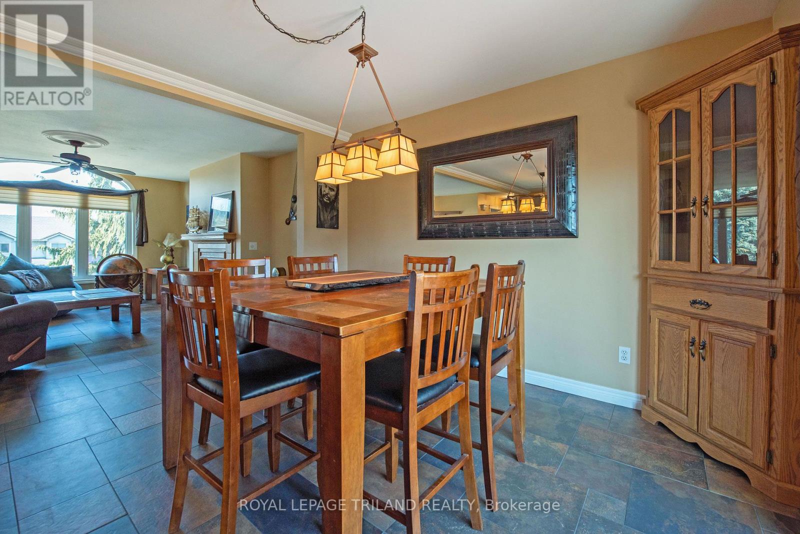 74 Village Gate Drive, Thames Centre, Ontario  N0L 1G3 - Photo 11 - X12014276