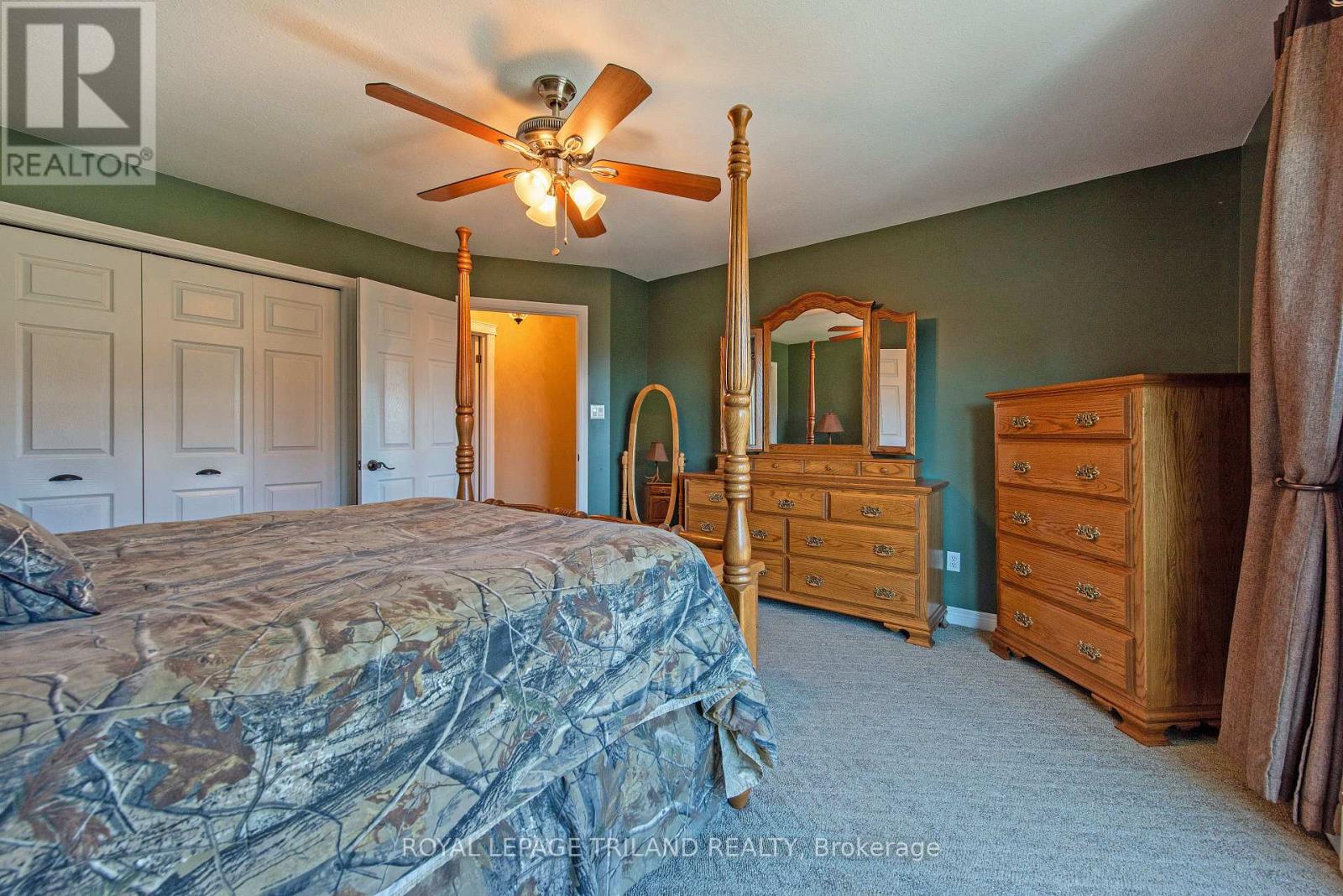 74 Village Gate Drive, Thames Centre, Ontario  N0L 1G3 - Photo 21 - X12014276