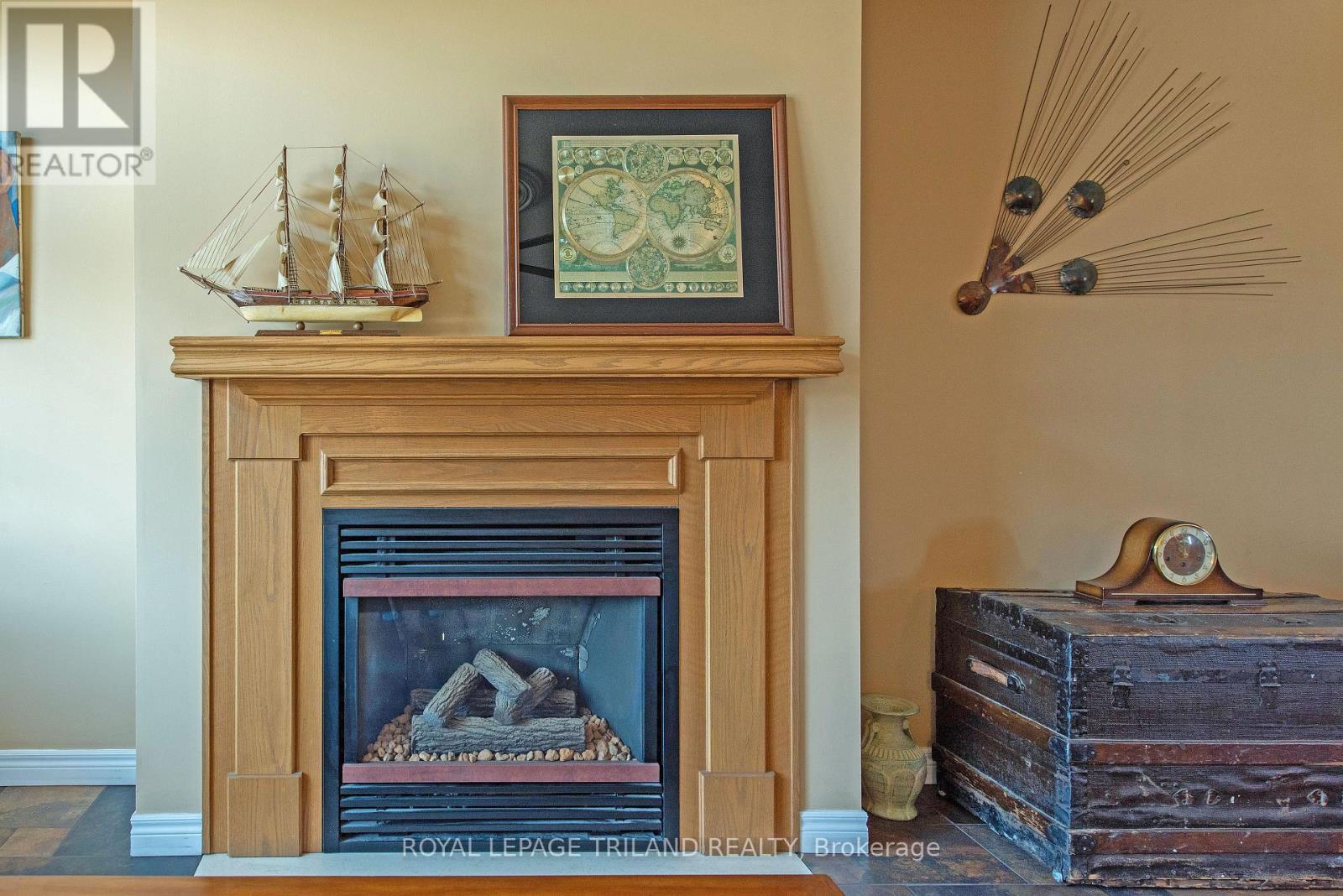 74 Village Gate Drive, Thames Centre, Ontario  N0L 1G3 - Photo 9 - X12014276