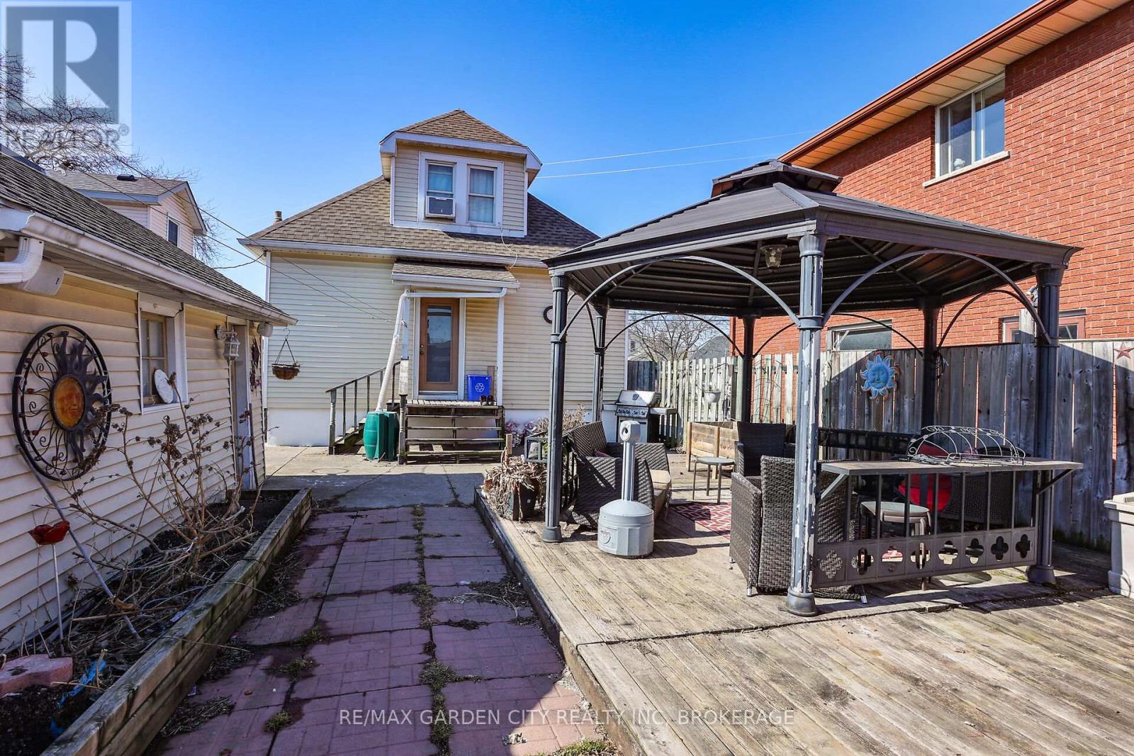 244 Niagara Street, St. Catharines (Facer), Ontario  L2M 4V6 - Photo 33 - X12014224