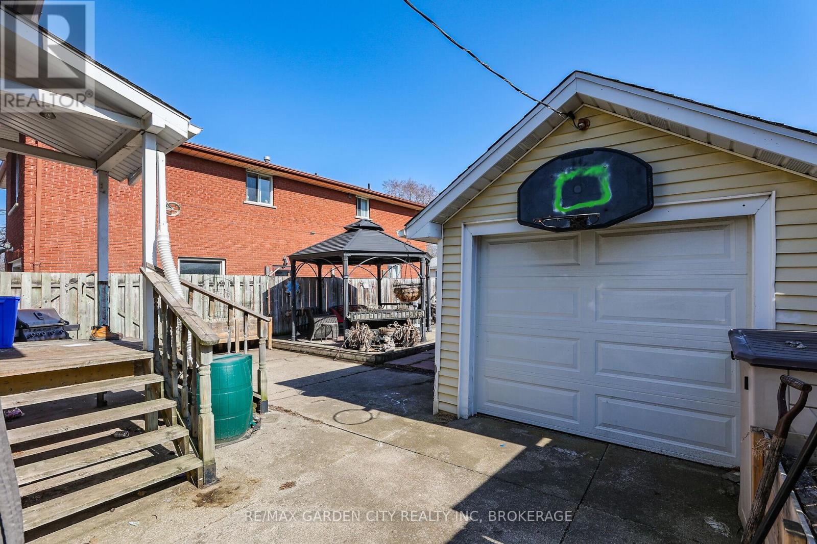 244 Niagara Street, St. Catharines (Facer), Ontario  L2M 4V6 - Photo 39 - X12014224