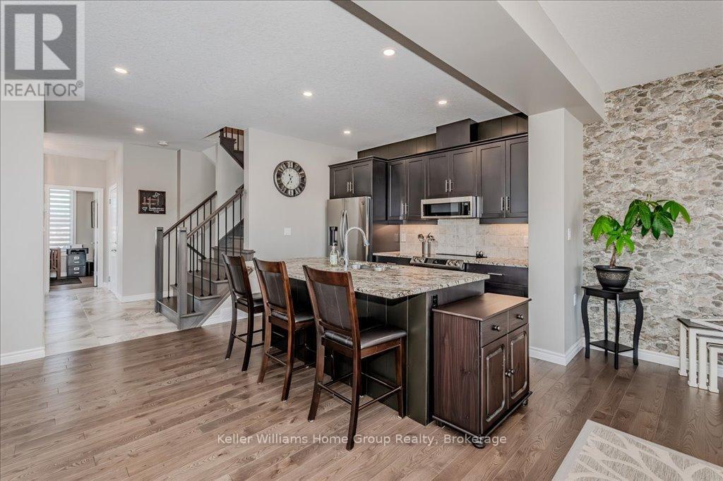 41 Rea Drive, Centre Wellington, Ontario  N1M 0H5 - Photo 11 - X12014227
