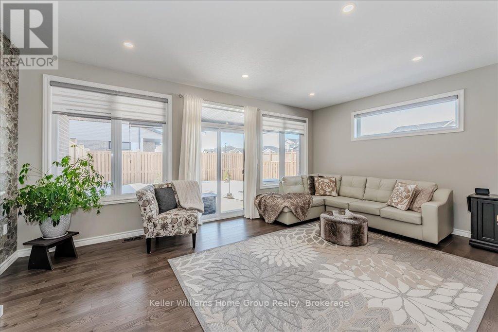 41 Rea Drive, Centre Wellington, Ontario  N1M 0H5 - Photo 8 - X12014227