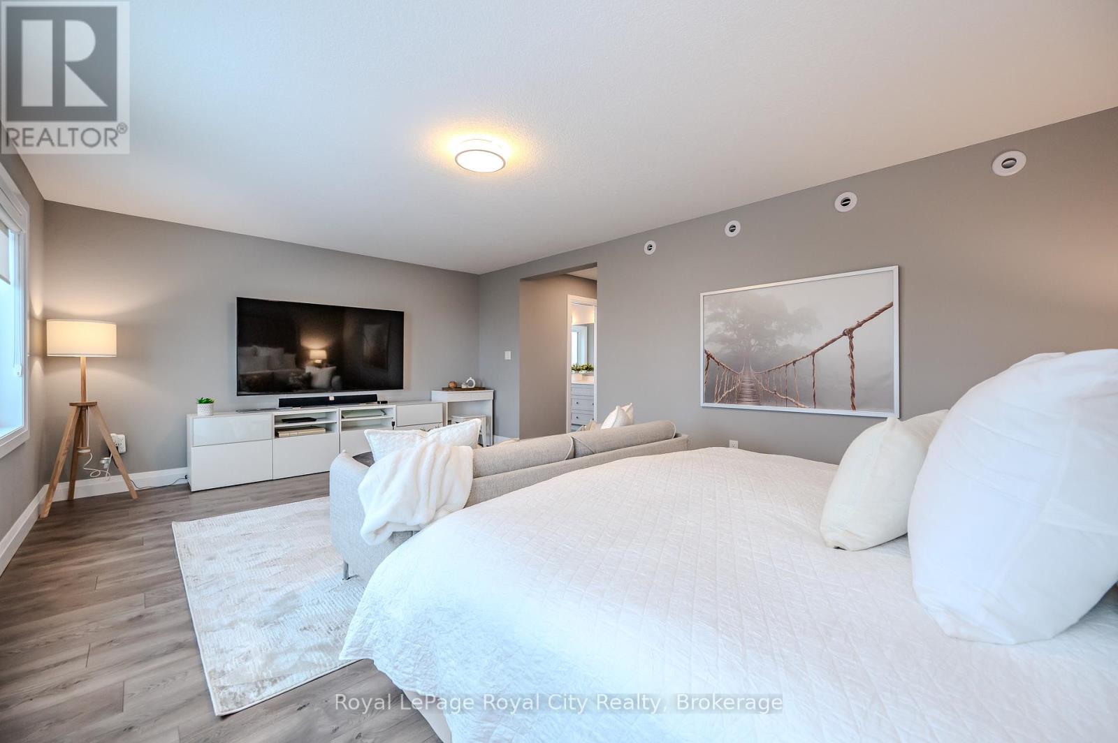 114 Lovett Lane, Guelph, Ontario  N1G 0G9 - Photo 35 - X12014350
