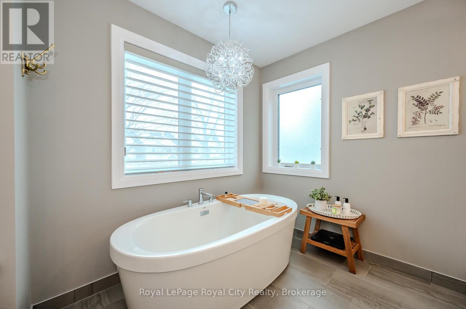 114 Lovett Lane, Guelph, Ontario  N1G 0G9 - Photo 37 - X12014350