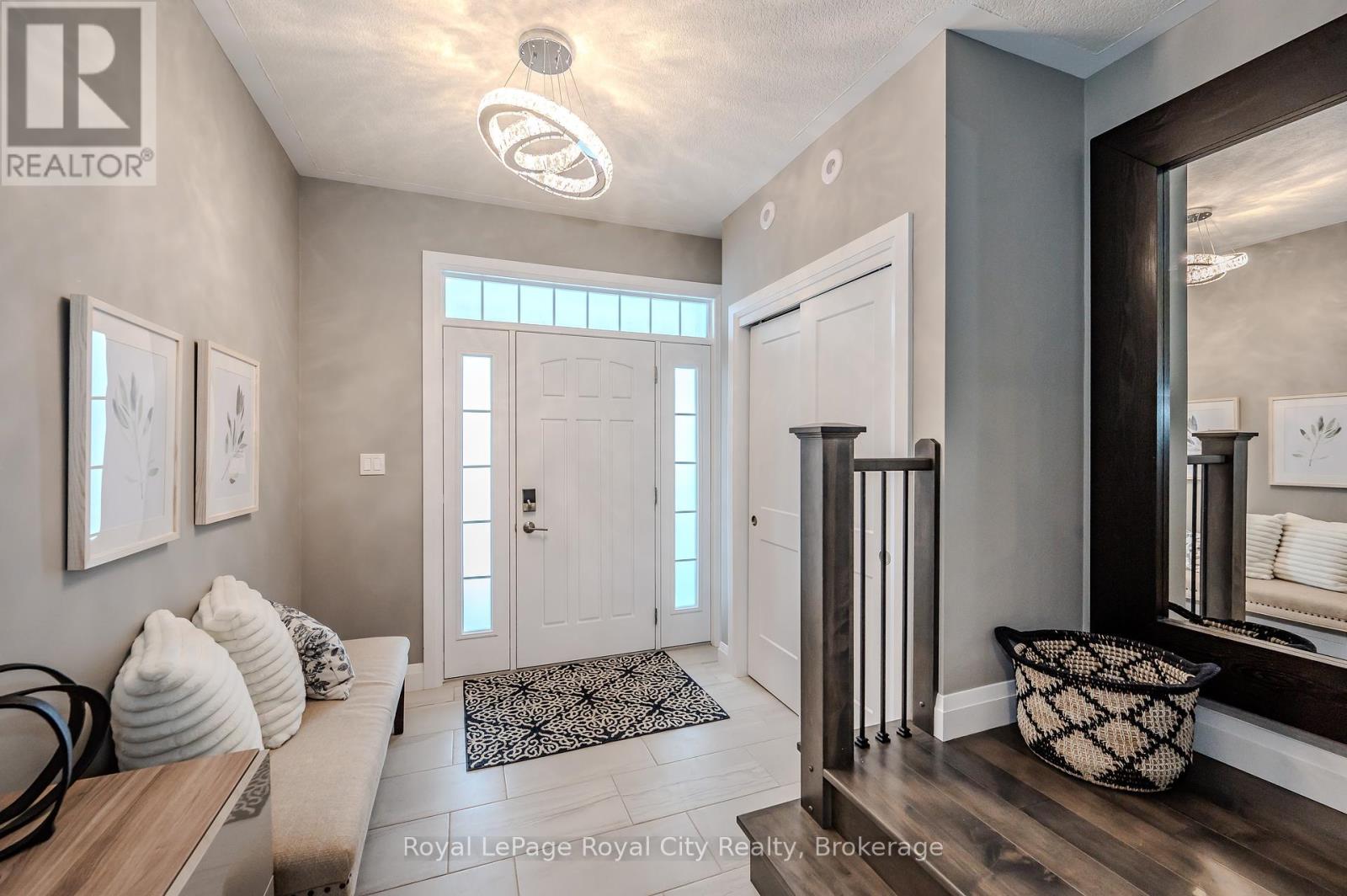 Property at 114 LOVETT LANE image 4