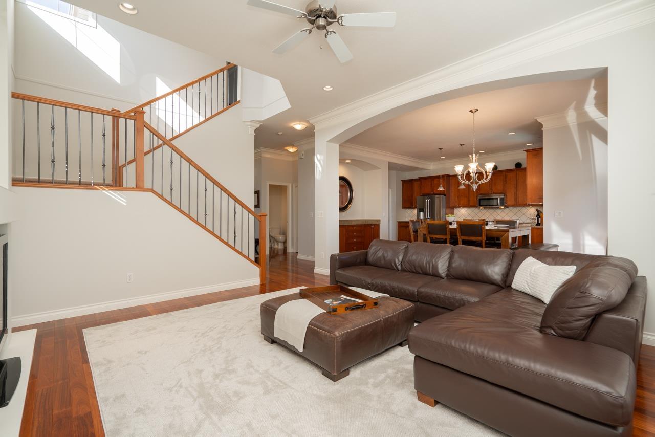 6932 196a Street, Langley, British Columbia  V2Y 3A6 - Photo 5 - R2975786