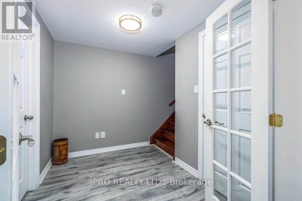 62 Masters Green Crescent, Brampton (Snelgrove), Ontario  L7A 3K5 - Photo 30 - W12014353