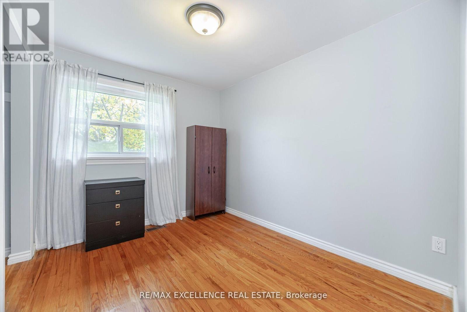 11 Crawley Drive, Brampton, Ontario  L6T 2R6 - Photo 26 - W12014369
