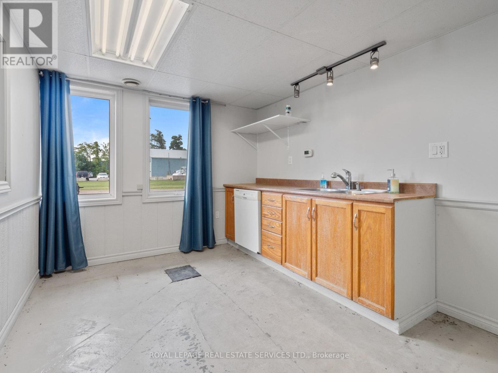 2942 Thompson Avenue, West Lincoln, Ontario  L0R 2A0 - Photo 29 - X12014363