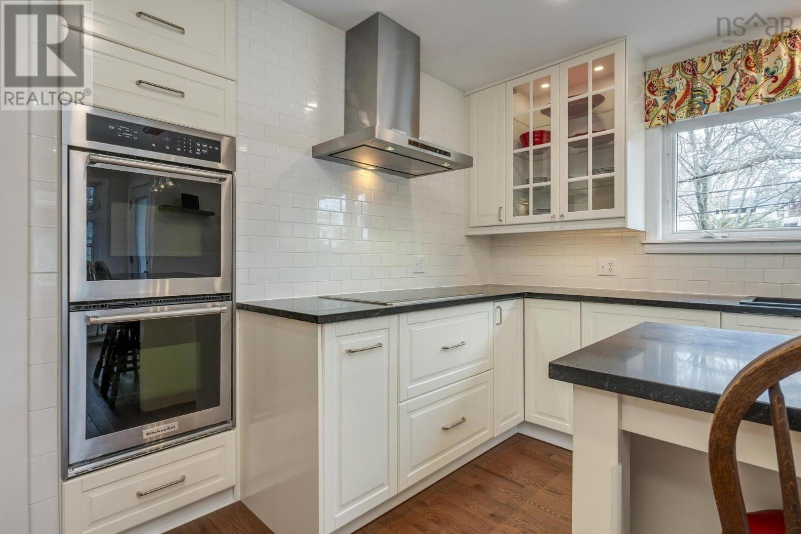 7133 Murdoch Avenue, Halifax, Nova Scotia  B3L 2G9 - Photo 15 - 202504655