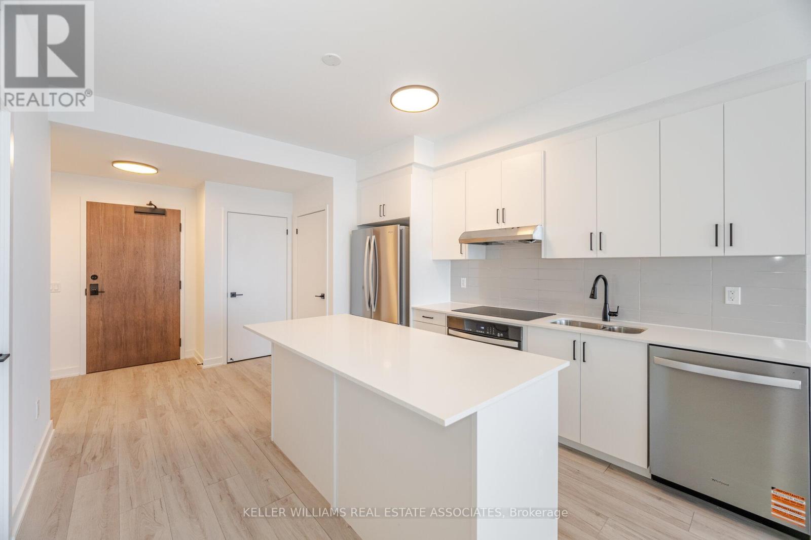 1510 - 1035 Southdown Road, Mississauga, Ontario  L5J 0A2 - Photo 6 - W12014014