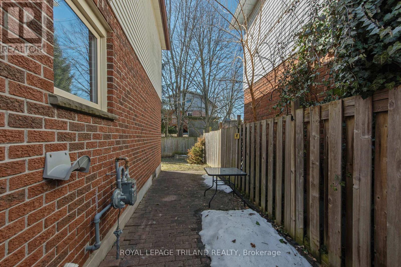 Photo 29 of 37 for 59 Walmer Gardens
