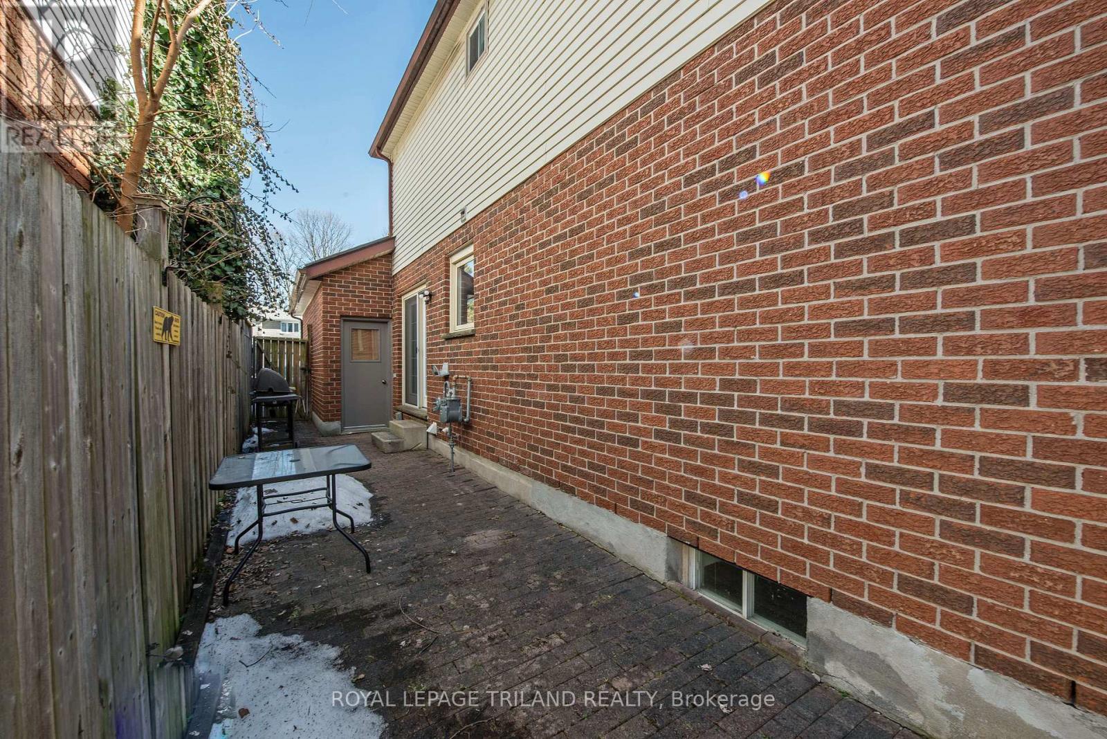 Photo 31 of 37 for 59 Walmer Gardens