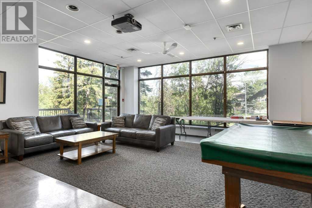 Property at 518, 8604 48 Avenue NW image 2