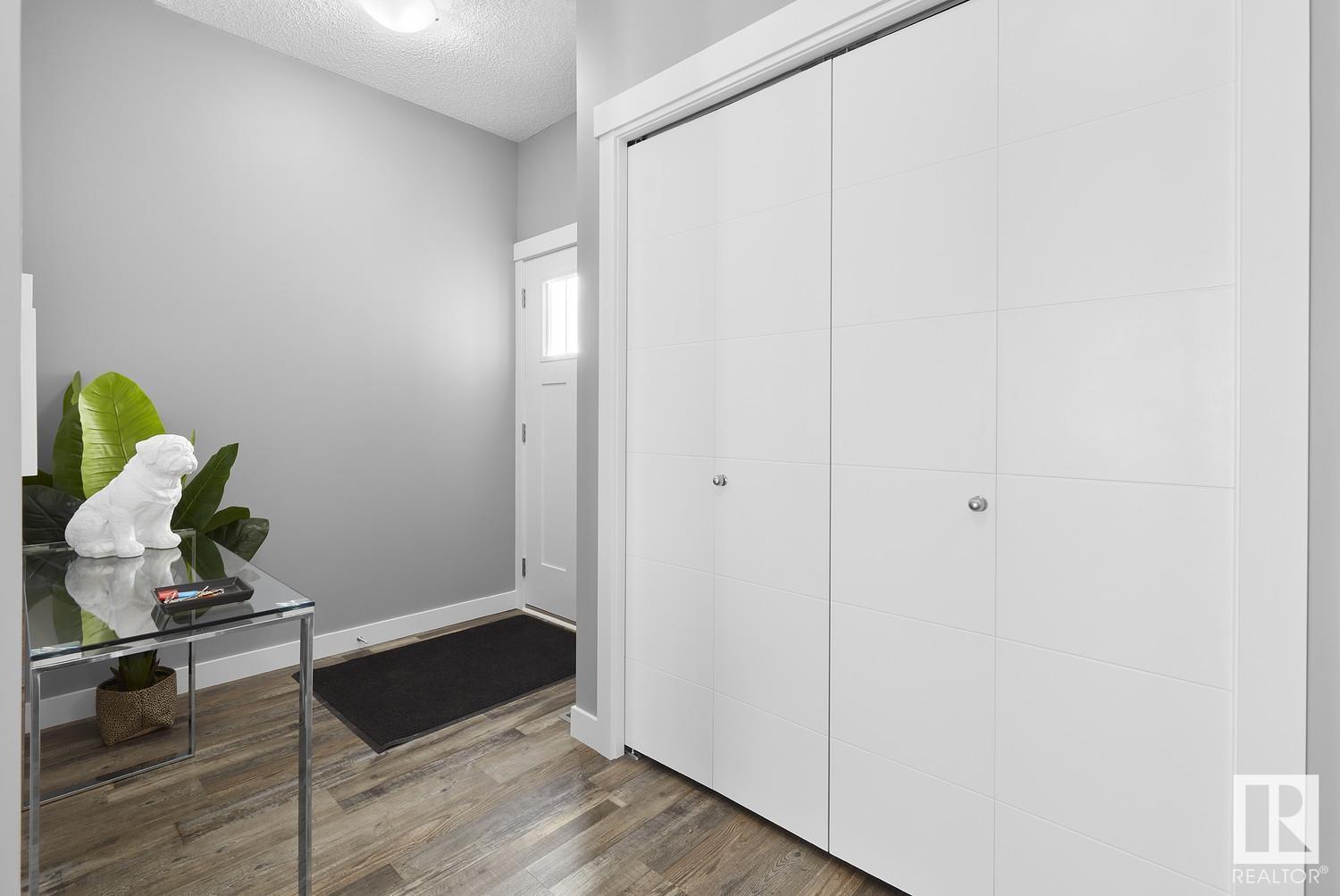 Property at 16703 34 AV SW image 3