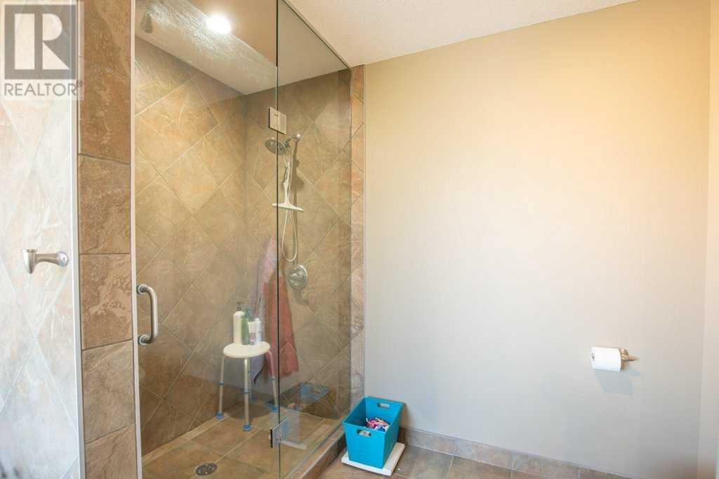 65 Alberts Close, Red Deer, Alberta  T4P 3R1 - Photo 15 - A2201633