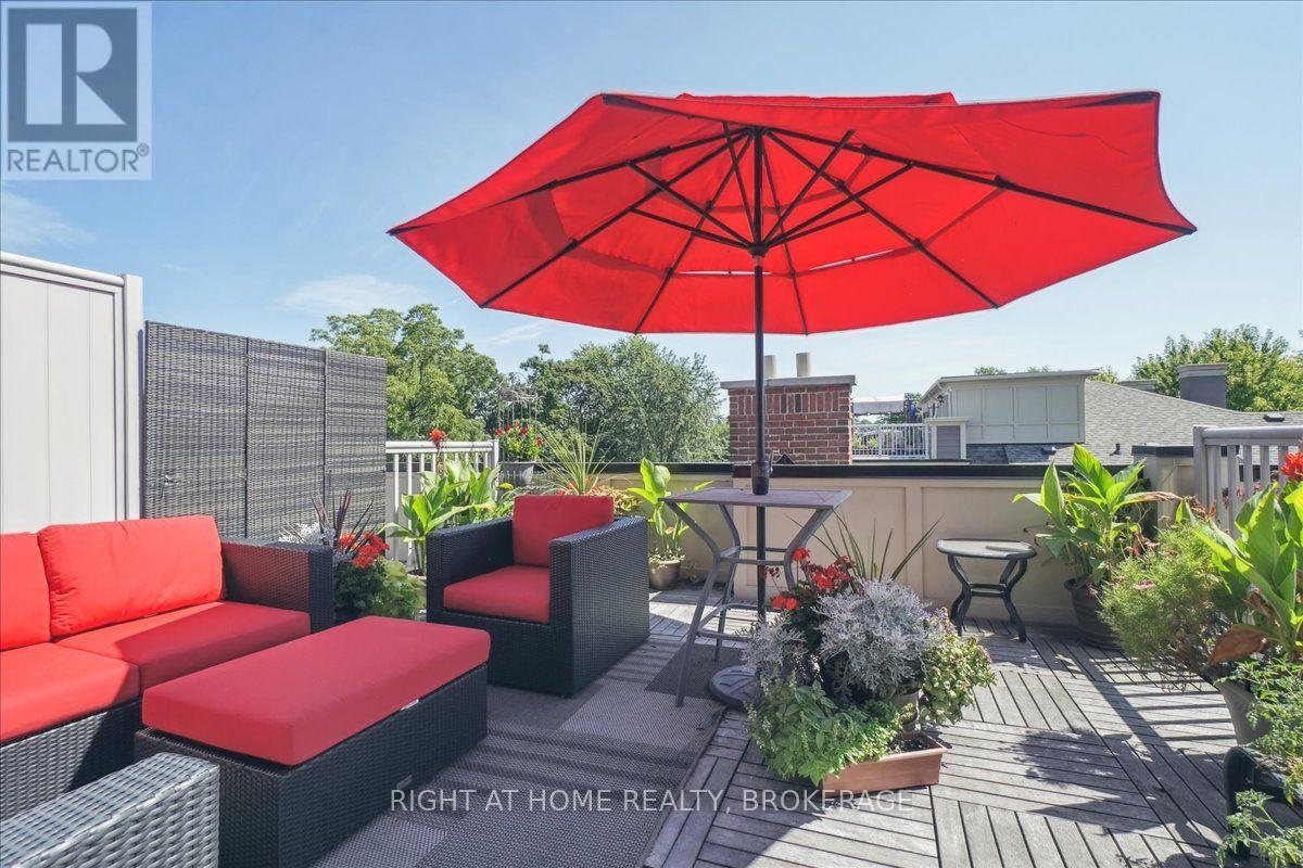 124 Lakeshore Road W, Oakville, Ontario  L6K 1E3 - Photo 32 - W12014433